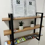 Dbr -dobrinja Sarajevo-free Garage サラエヴォ