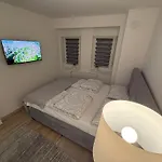 Dbr -dobrinja Sarajevo-free Garage アパート サラエヴォ