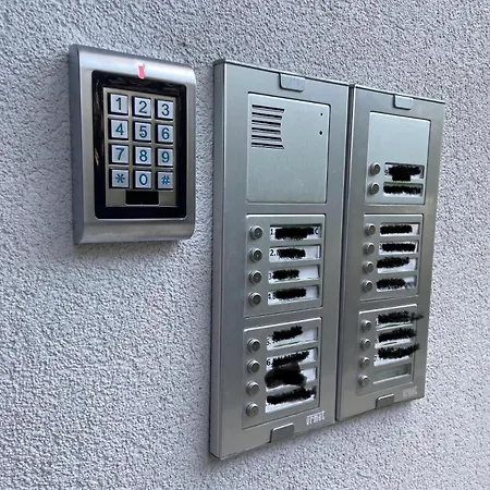 Dbr -dobrinja Sarajevo-free Garage Sarajevo