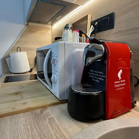 Dbr -dobrinja Sarajevo-free Garage * Sarajevo