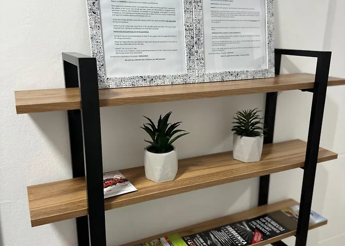 Dbr -dobrinja Sarajevo-free Garage 塞拉耶佛