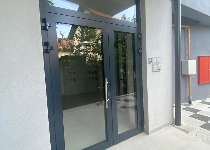 公寓 Dbr -dobrinja Sarajevo-free Garage 塞拉耶佛