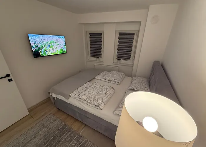 Dbr -dobrinja Sarajevo-free Garage 公寓 塞拉耶佛