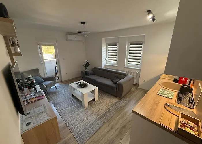 公寓 Dbr -dobrinja Sarajevo-free Garage 塞拉耶佛